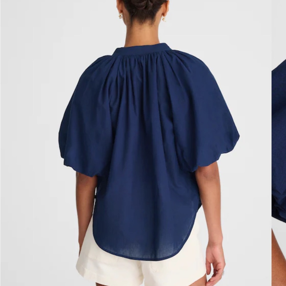 Women's Navy Button-Front Puff Sleeve Top - Picture 3 of 6